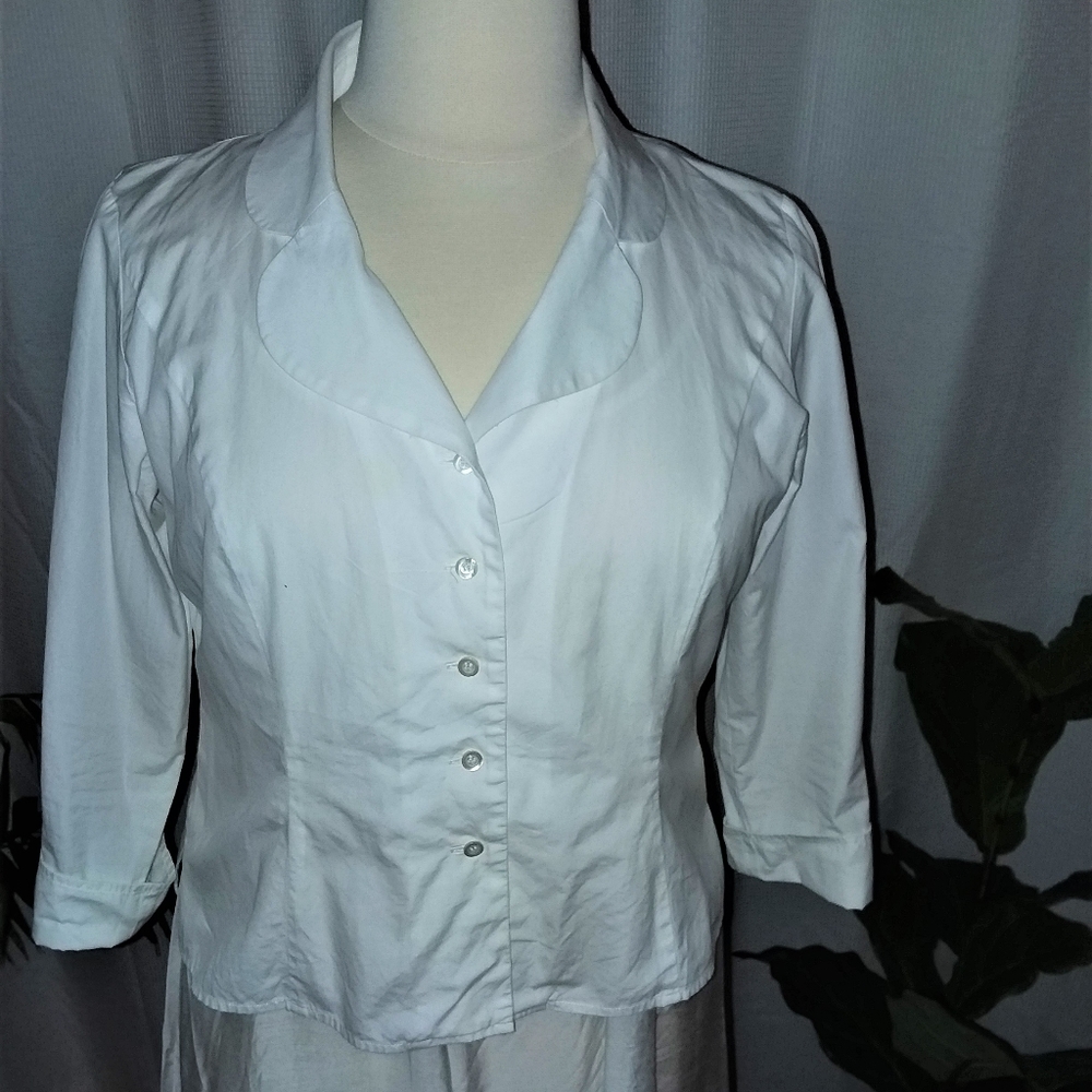 A Hobbs english tailored shirt.XL.